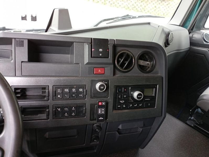 Renault (2015) T 460 - fotka 5 z 12