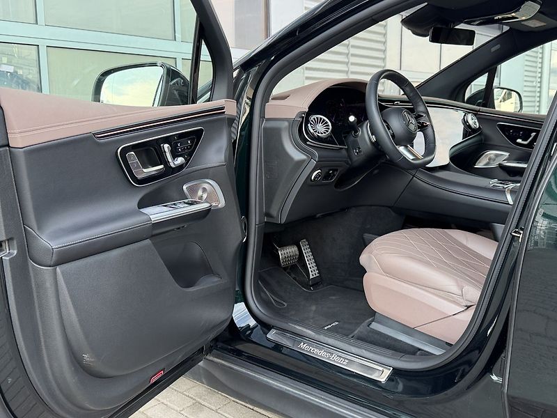 Mercedes-Benz Ostatní EQE 500 4MATIC SUV Electric Ar - fotka 22 z 37