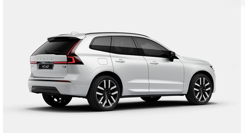 Volvo XC60 (2026) T6 AWD ULTRA DARK AUT - fotka 5 z 14
