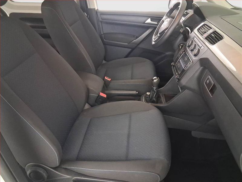 Volkswagen Caddy (2016) Maxi 1.4 TGI CNG, 7Míst, ČR - fotka 9 z 18