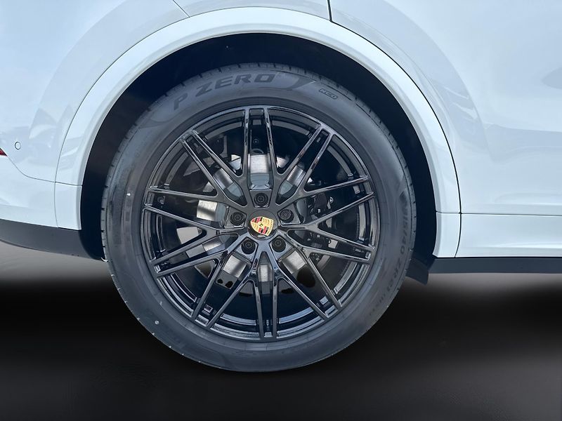 Porsche Cayenne S Coupé - fotka 12 z 30