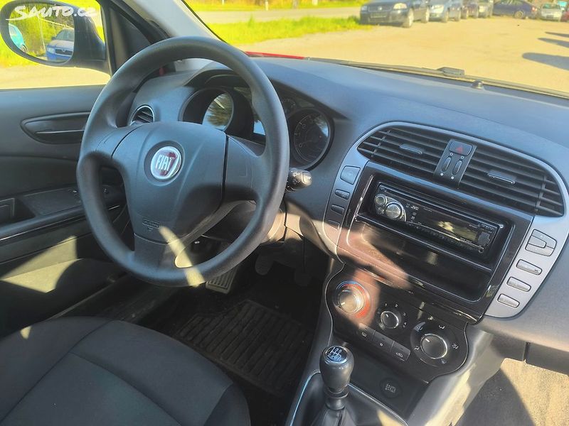 Fiat Bravo KRÁSNÉ,110KM,SERVISKA,1MAJITEL - fotka 8 z 24