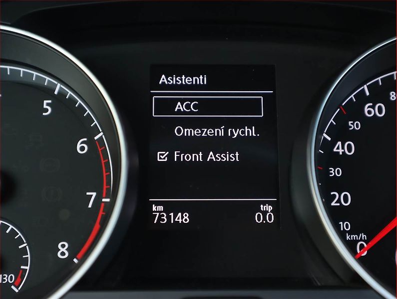 Volkswagen Golf (2018) Comfortline 1.5 TSI - fotka 17 z 21