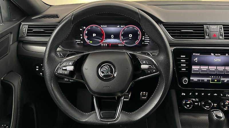 Škoda Superb 2.0 TDI DSG 4x4 Sportline Comb - fotka 9 z 28