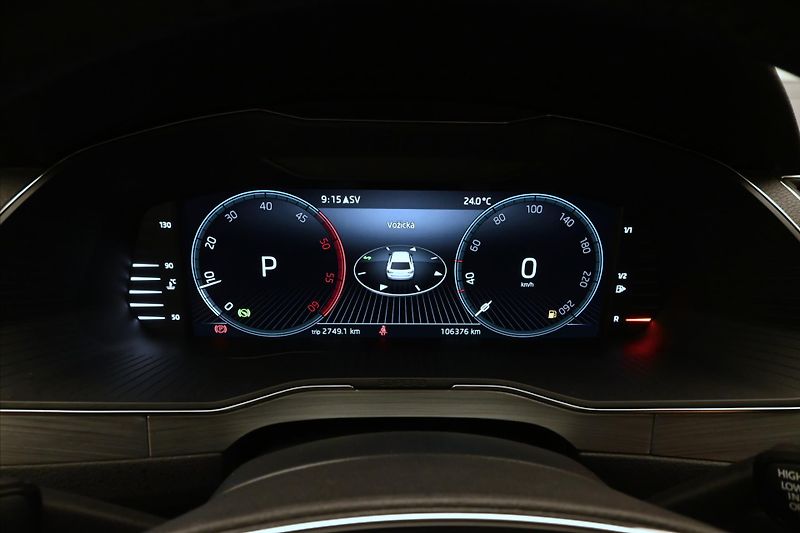 Škoda Superb 2,0 TDI 110kW DSG Clever Záruk - fotka 16 z 30