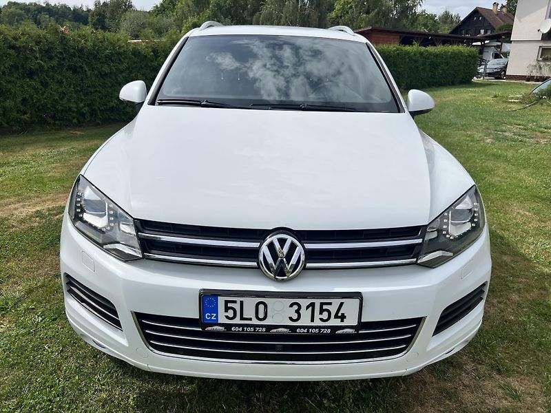 Volkswagen Touareg 3.0TDI 180KW,TZ,KůŽE,ROZVODY!! - fotka 2 z 52