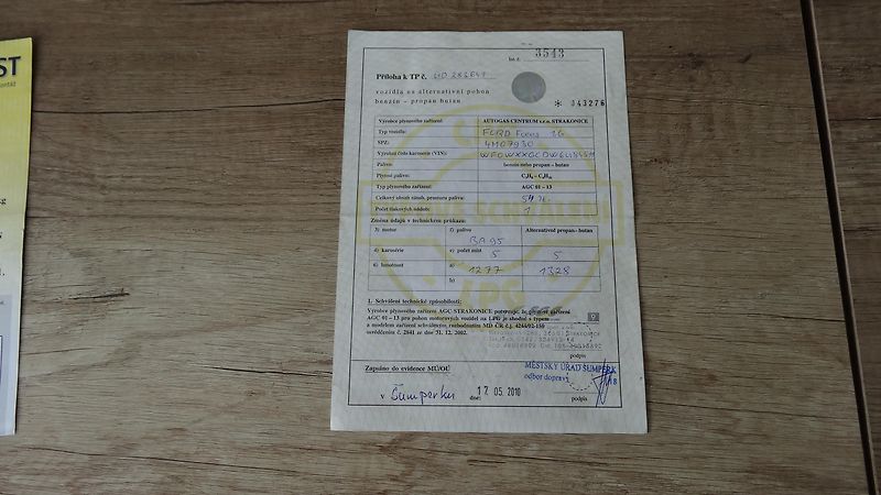 Ford Focus Kombi 1.6i 74kW LPG Taž.zař. - fotka 16 z 18