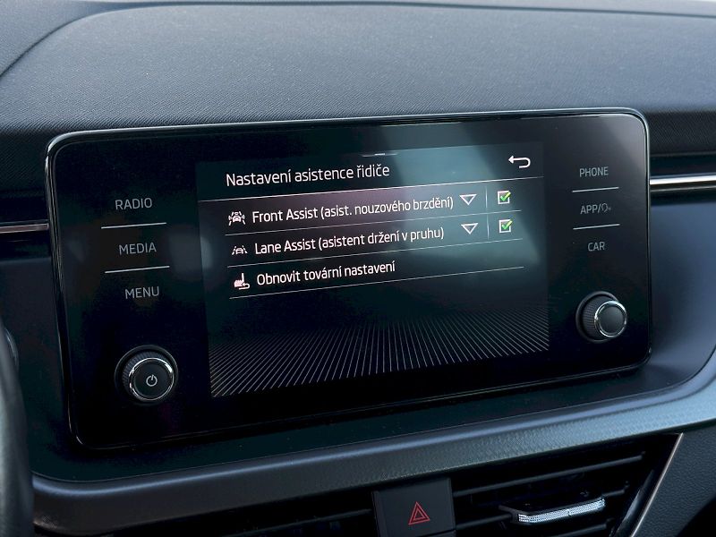 Škoda Scala (2021) 1.5 TSI 110 kW DSG Style - fotka 18 z 23