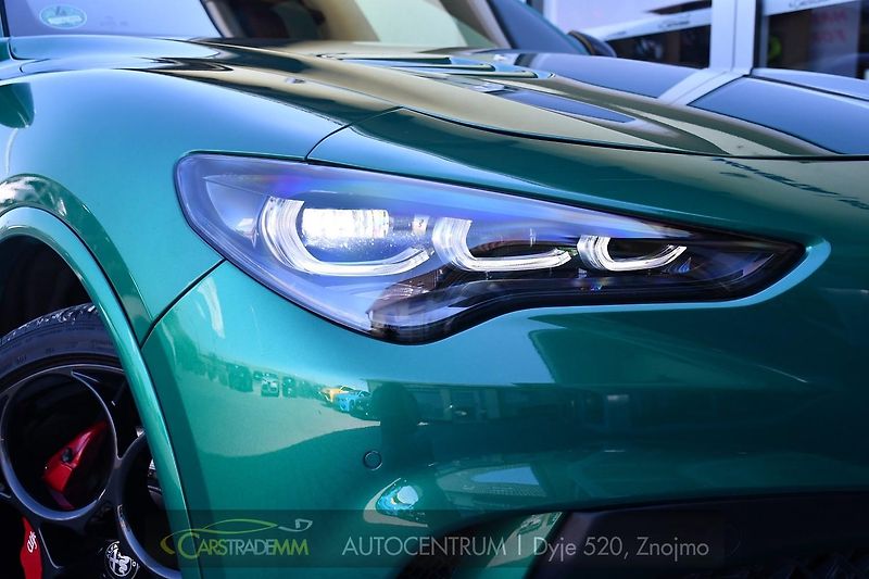 Alfa Romeo Stelvio 2.9 V6 Bi-T 520PS QUADRIFOGLIO - fotka 55 z 56