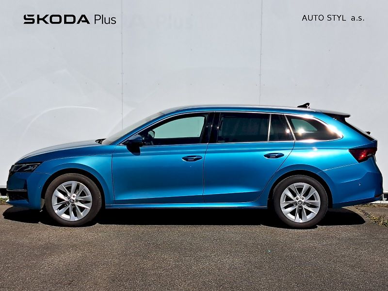 Škoda Octavia (2025) TOP SELECTION 1,5 TSI M-HEV 11 - fotka 3 z 23