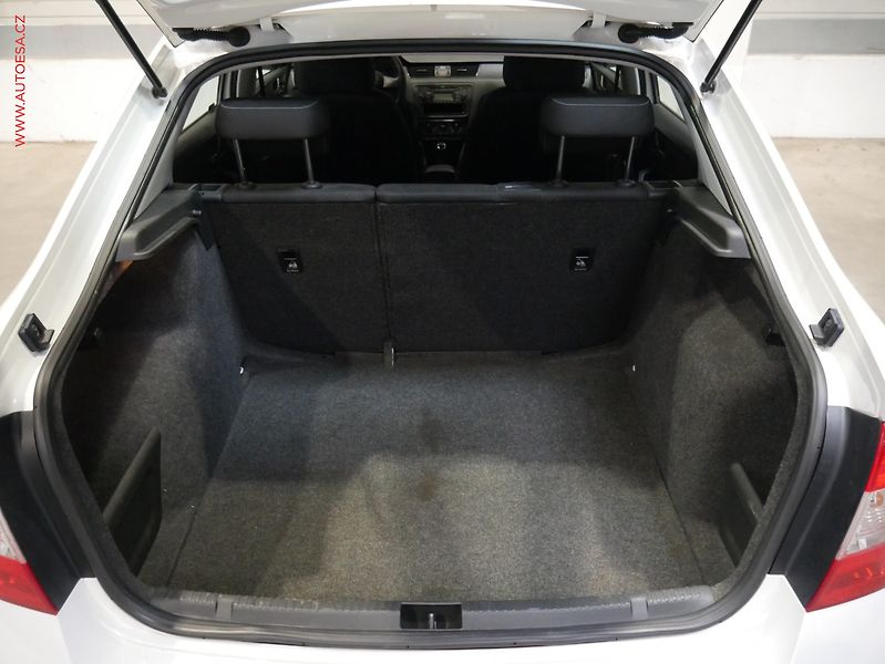 Škoda Rapid (2013) 1.2 TSi, ČR, AC - fotka 7 z 15