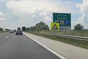 Cesta do Chorvatska autem poprvé bez hranic. Reportéři Deníku vyzkoušeli delší trasu přes Bratislavu, Maďarsko, Záhřeb až do Zadaru a Šibeniku. Zhruba tisíc kilometrů. Z Jadranu se pak vraceli přes Slovinsko a Rakousko