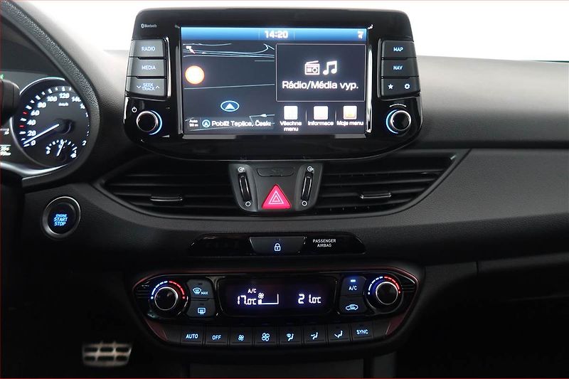 Hyundai i30 (2019) Style 1.4 T-GDI, Automat - fotka 12 z 20
