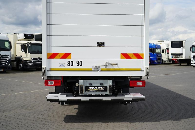 Iveco S-WAY (2023) 420 / E 6 / KONTENER + WINDA / - fotka 33 z 45