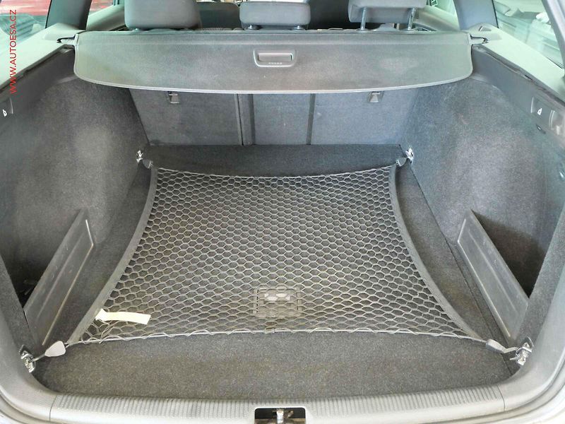 Volkswagen Passat (2012) 2.0TDI, ČR, Comfortline, DSG - fotka 7 z 19