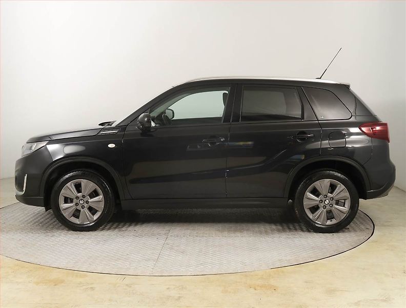 Suzuki Vitara (2023) Premium 1.4 BoosterJet - fotka 3 z 19