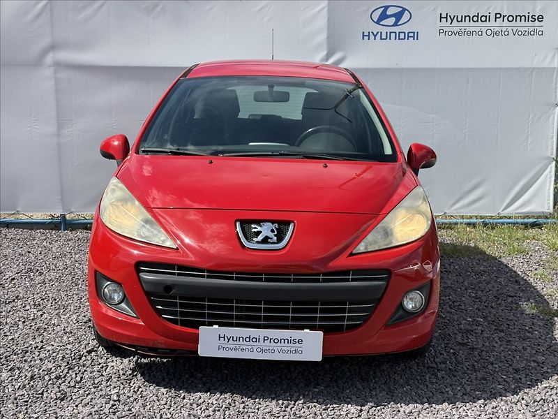 Peugeot 207 1,4 55kW Active - fotka 4 z 15
