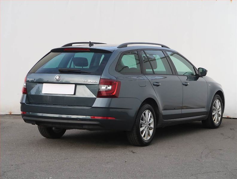 Škoda Octavia (2019) Clever 1.5 TSI, Serv.kniha - fotka 5 z 21