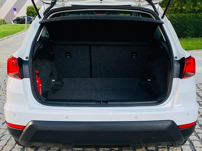 Seat Arona 1.0TSI 85KW 1.MAJITEL SENZORY  - fotka 20 z 46