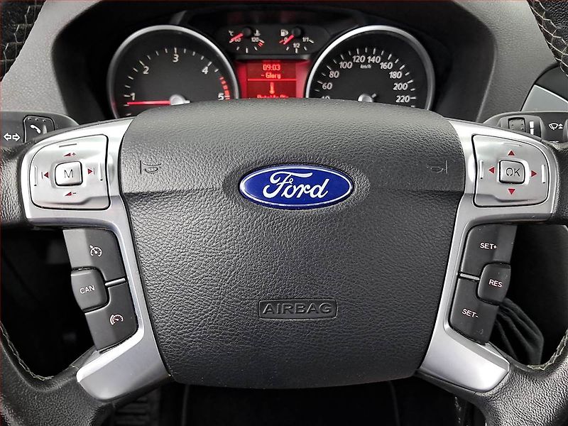 Ford Mondeo (2013) 2.0 TDCi, Serv.kniha, Tempomat - fotka 16 z 18