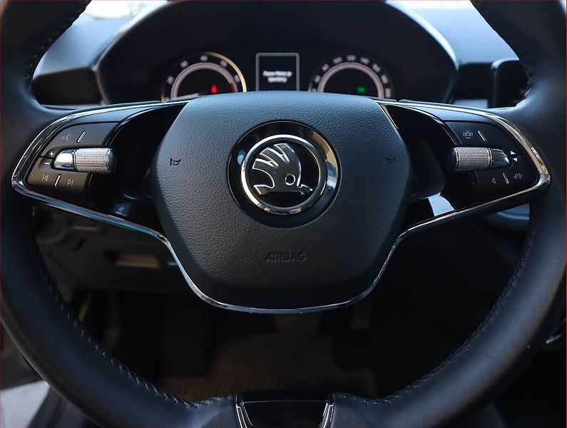 Škoda Fabia (2024) 1.0 TSI, Automat, Tempomat - fotka 22 z 23