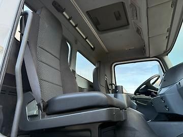 Mercedes-Benz Axor (2013) 2533 6x2 cisterna na vodu  - fotka 22 z 27