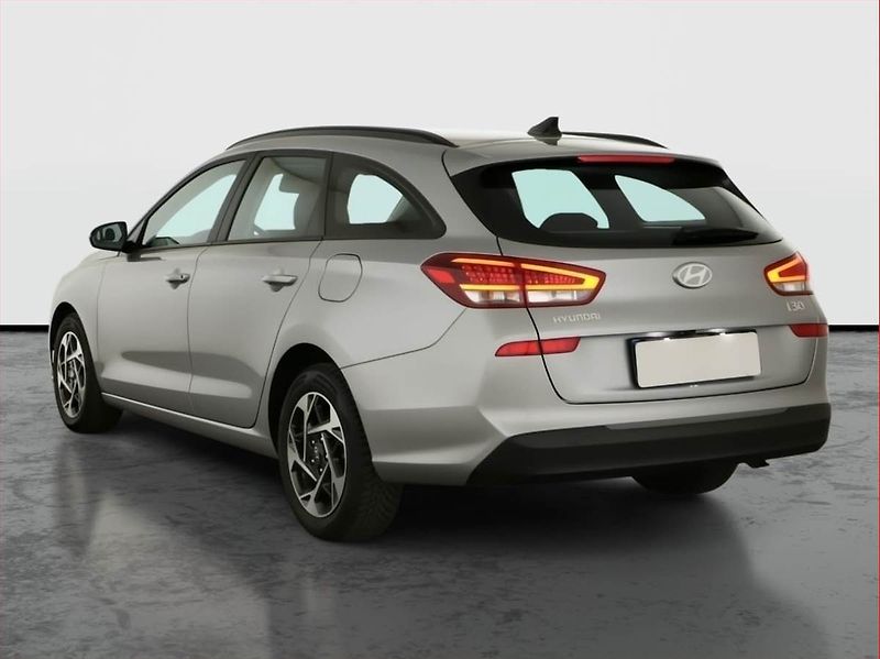Hyundai i30 (2024) Smart 1.0 T-GDI, ČR,1.maj - fotka 4 z 13