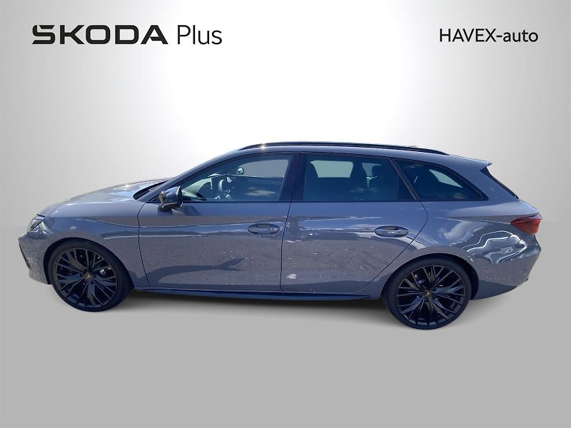 Cupra Leon (2025) SP VZ 2.0 TSI 333k DSG 4WD - fotka 38 z 40