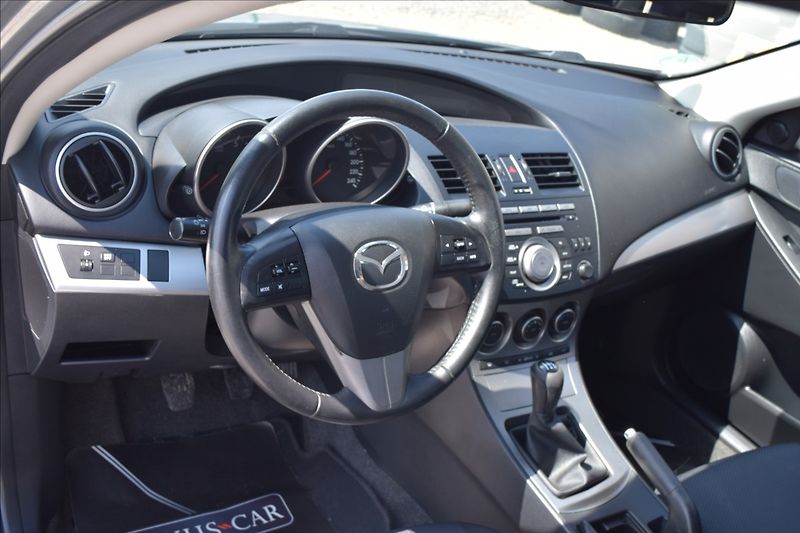 Mazda 3 1,6 i 77KW NOVÁ STK TOP STAV! - fotka 16 z 48