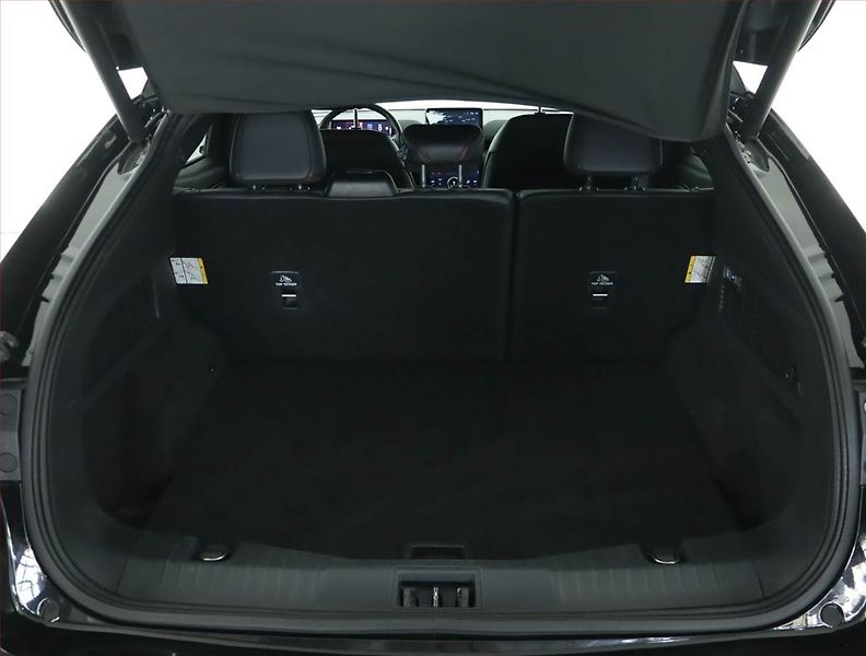 Ford Mustang Mach-E (2023) Standard Range AWD, SoH 94% - fotka 14 z 20