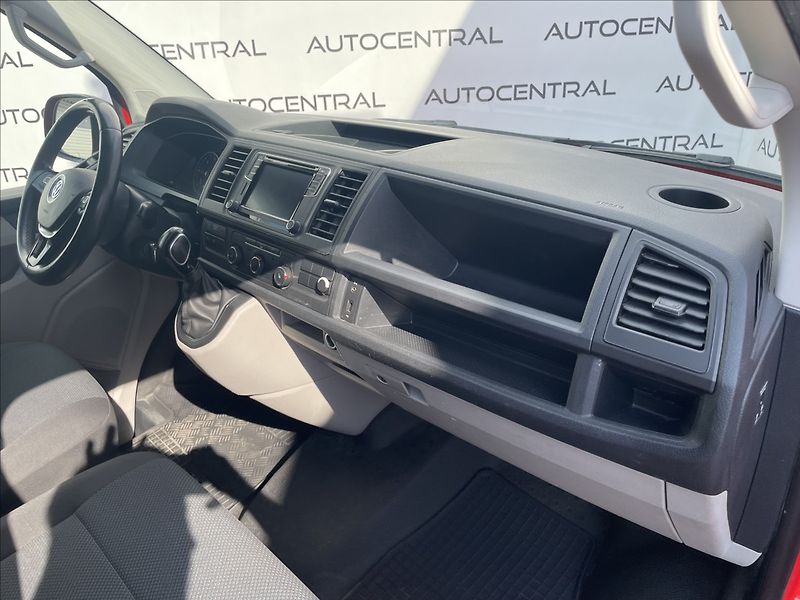 Volkswagen Transporter 2,0 TDi,110kW,DSG,Long - fotka 19 z 21