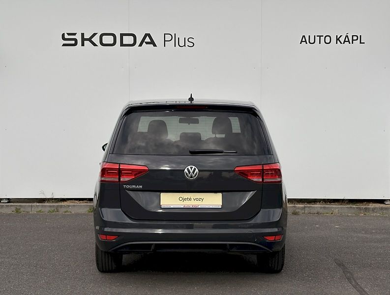 Volkswagen Touran (2018) 1.6 TDI 85kW - fotka 4 z 24