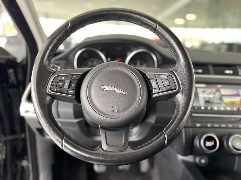 Jaguar E-Pace D150*Full LED*Kamera*19