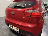 Kia Rio 1,3   i KLIMA HEZKÝ STAV ALU - náhled 22