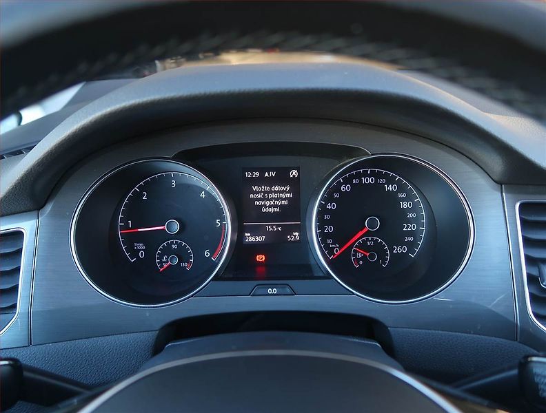 Volkswagen Golf Sportsvan (2017) 1.6 TDI, Serv.kniha, Navi - fotka 11 z 18