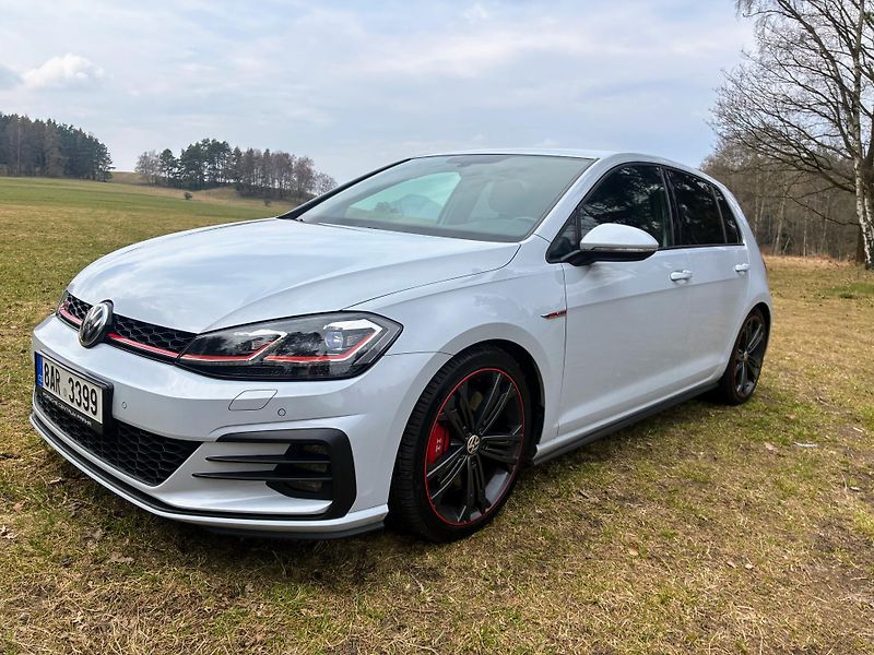 Volkswagen Golf (2018) GTI 7.5 Performance  - fotka 2 z 20