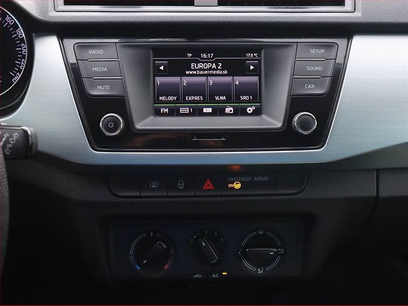 Škoda Fabia (2016) Ambition 1.2 TSI, Serv.kniha - fotka 12 z 16