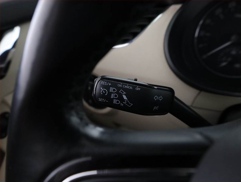 Škoda Octavia (2013) Elegance 1.6 TDI, Serv.kniha - fotka 12 z 14