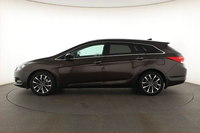 Hyundai i40 (2017) 1.7 CRDi, Serv.kniha, Navi - fotka 3 z 17