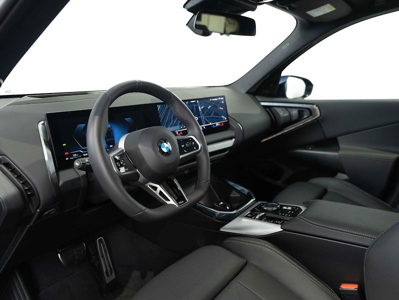 BMW X3 xDrive 40d - fotka 11 z 23