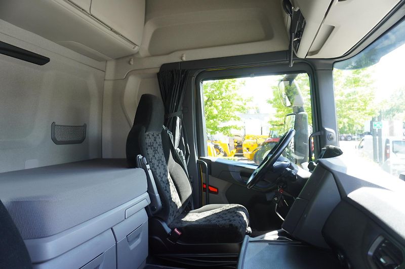 Scania (2021) R650 V8 8×4/4 / NEW tow truck - fotka 23 z 24