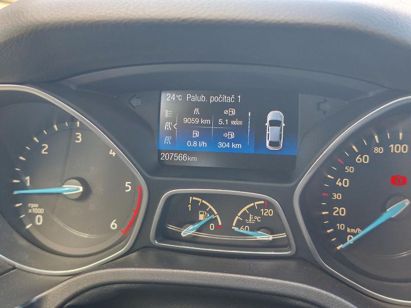 Ford Focus 2016 ČR 1.MAJITEL 1.5 TDCi - fotka 10 z 30