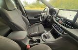 Hyundai i30 1,6 118 kw Fastback Mild Hybri - náhled 13