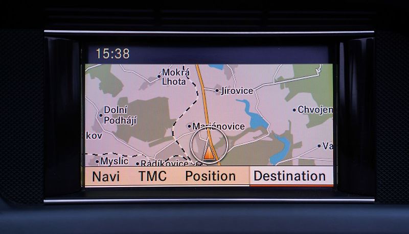 Mercedes-Benz Třídy E E 350 CDI, cabrio,automat,kůže - fotka 42 z 45