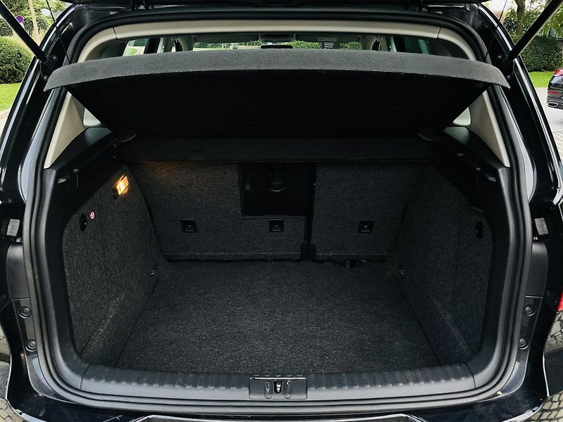 Volkswagen Tiguan 1.4TSI MANUÁL VÝHŘEV SERVISKA - fotka 20 z 39