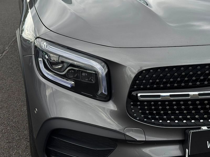 Mercedes-Benz GLB 220d 4MATIC AMG - fotka 27 z 27