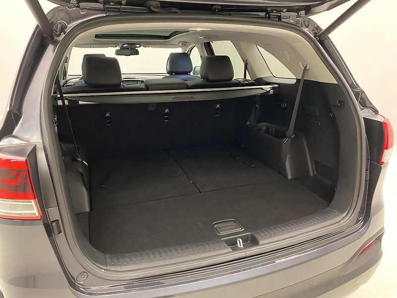 Kia Sorento 2.2 CRDi 147kW AWD AUT 7míst - fotka 6 z 56