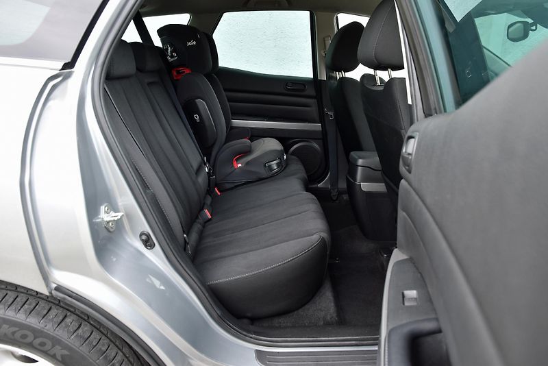 Mazda CX-7 2.2 MZR-CD 4WD,NAVI,VÝHŘEV,TZ - fotka 32 z 39