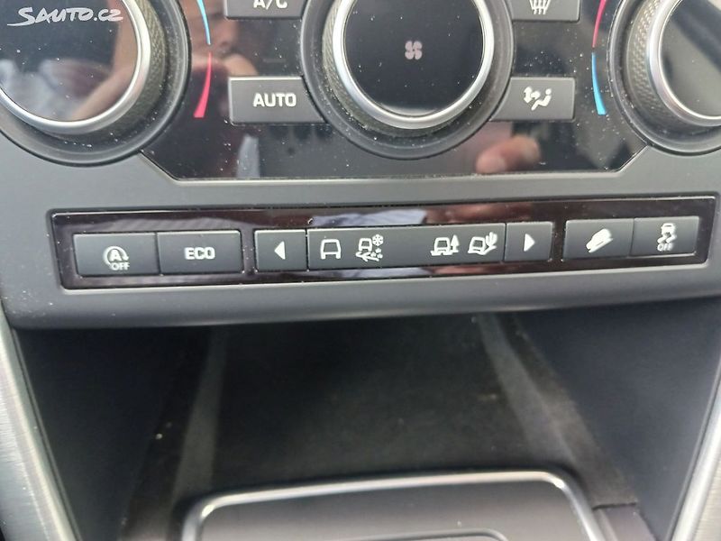Land Rover Discovery Sport 2.0 HSE 180AUT. - fotka 33 z 43