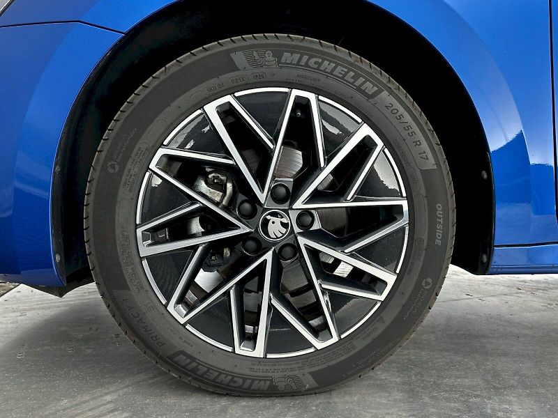 Škoda Octavia (2025) DSG 2.0TDI 110kW Top Selection - fotka 32 z 32